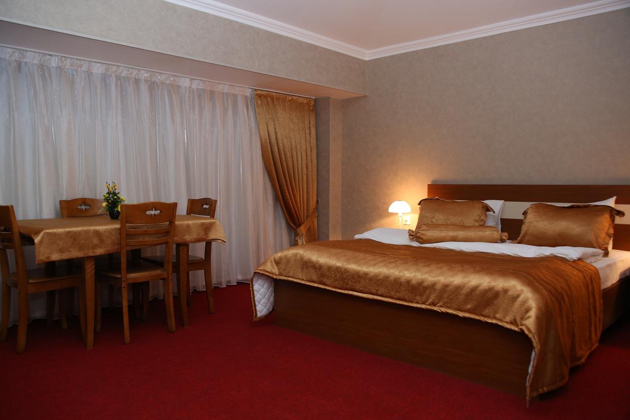 Riva Hotel Baku Exterior photo